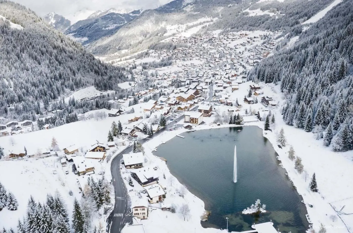 Апартаменты Cristal De Roche Ci2 Calme & Mountain 8 Pers Шатель 0*,  Франция